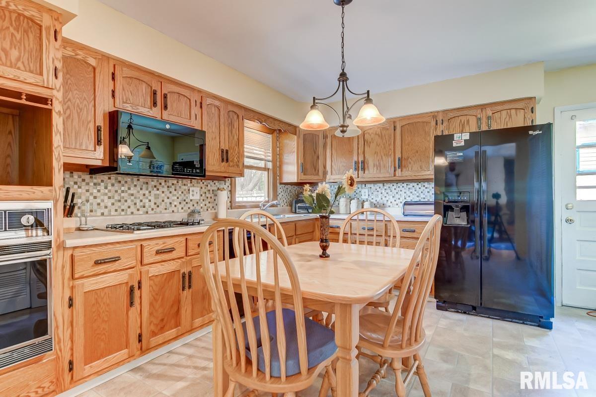 31 Providence Lane Springfield, IL 62711 - Photo 7 of 25