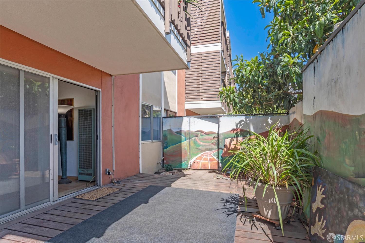 20 Inca Lane, Unit 2 San Francisco, CA 94115 - Photo 5 of 36 a house view with a outdoor space