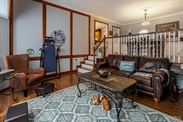 $335,000 | 1400 Redwood Drive, St. Clair, MO 63077