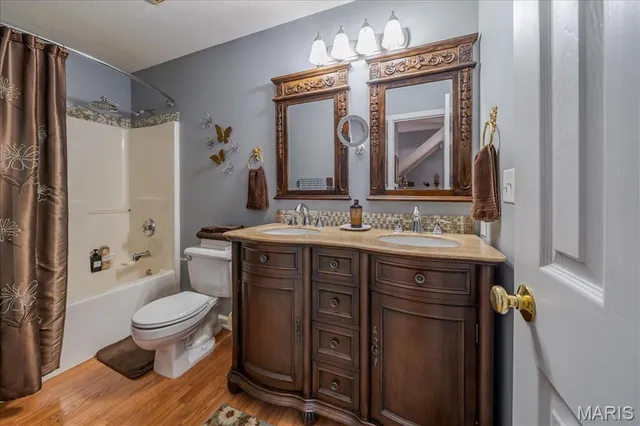 $335,000 | 1400 Redwood Drive, St. Clair, MO 63077