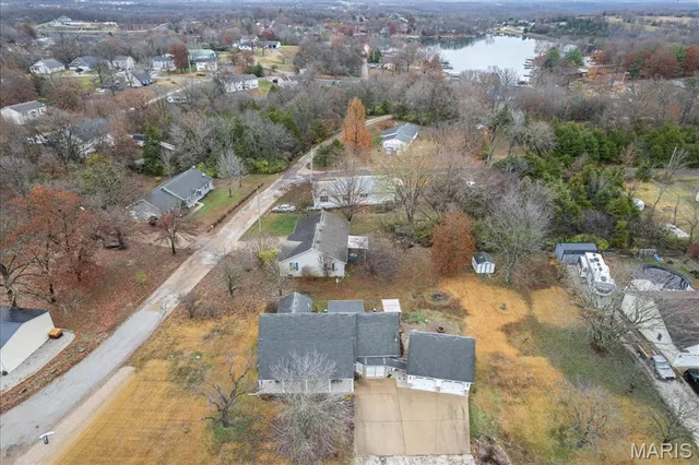 $335,000 | 1400 Redwood Drive, St. Clair, MO 63077