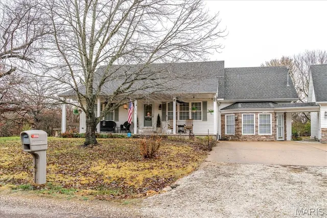 $335,000 | 1400 Redwood Drive, St. Clair, MO 63077