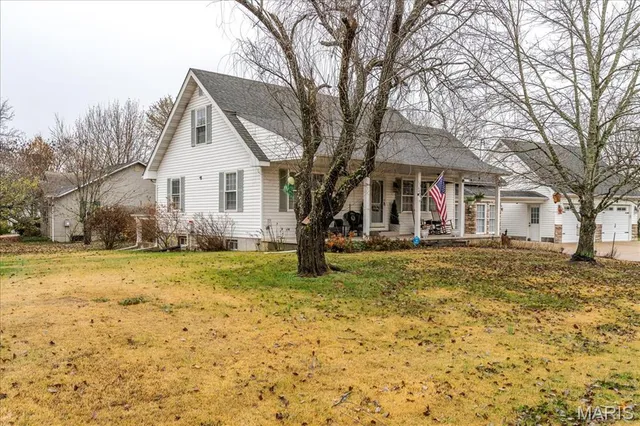 $335,000 | 1400 Redwood Drive, St. Clair, MO 63077