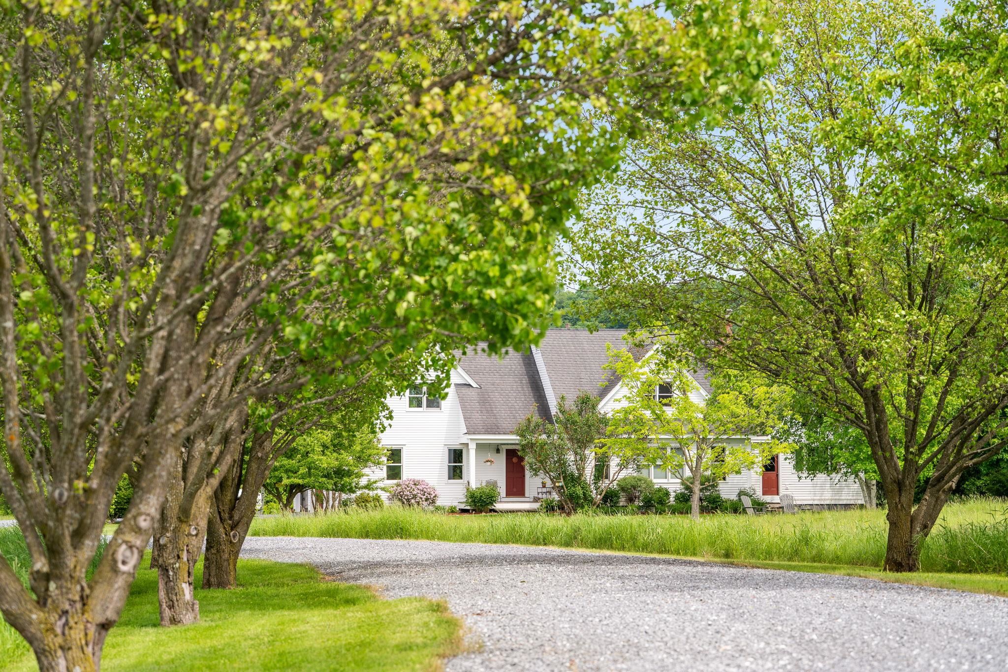 3421 Lake Road Charlotte, VT 05445 - Photo 7 of 58