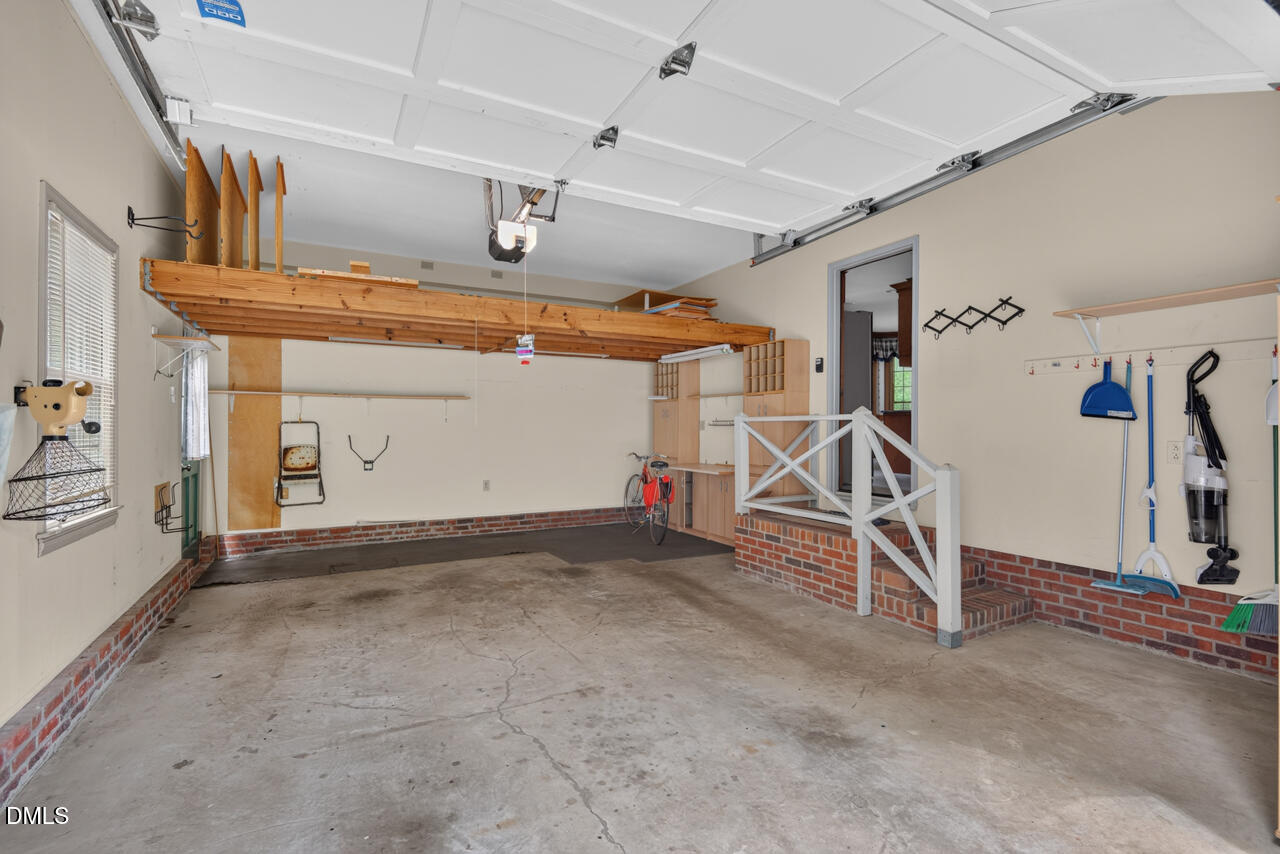 6125 Iris Drive Raleigh, NC 27612 - Photo 43 of 50 45