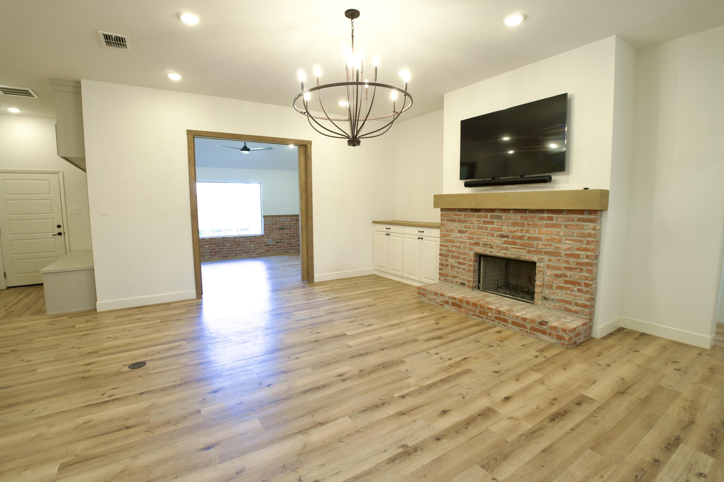 6404 89th Street Lubbock, TX 79424 - Photo 2 of 29 ATB07506