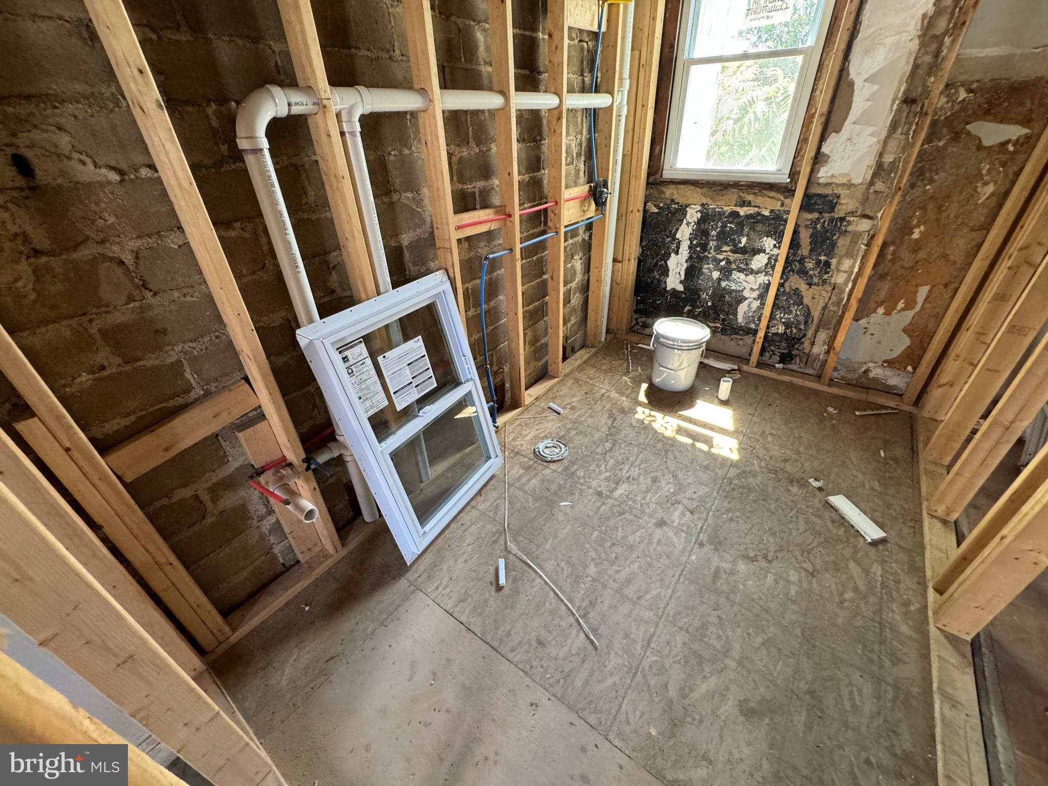 1467 Ridge Place Southeast Washington, DC 20020 - Photo 14 of 53 a view of an empty room with wooden floor