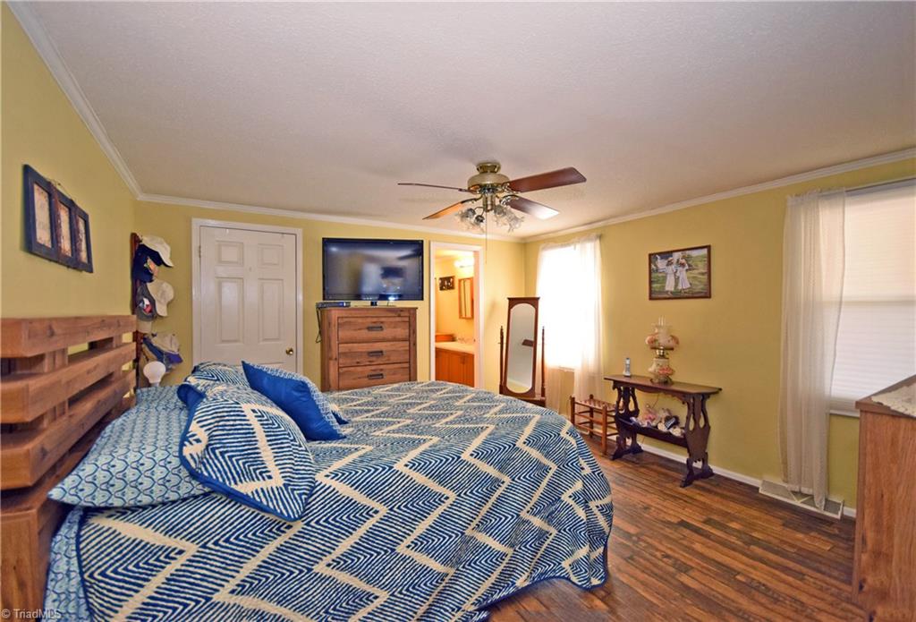 5000 Friendship Circle Road East Bend, NC 27018 - Photo 14 of 27 Gallery Image 14