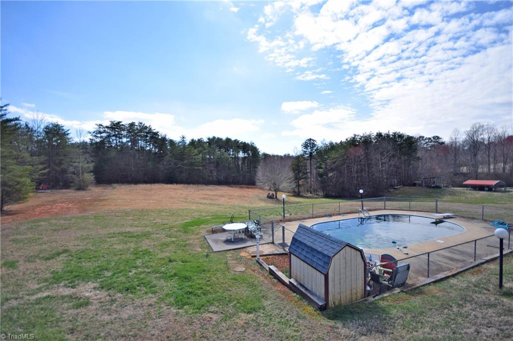 5000 Friendship Circle Road East Bend, NC 27018 - Photo 3 of 27 Gallery Image 3