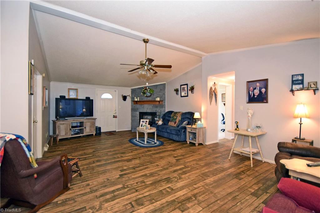 5000 Friendship Circle Road East Bend, NC 27018 - Photo 10 of 27 Gallery Image 10