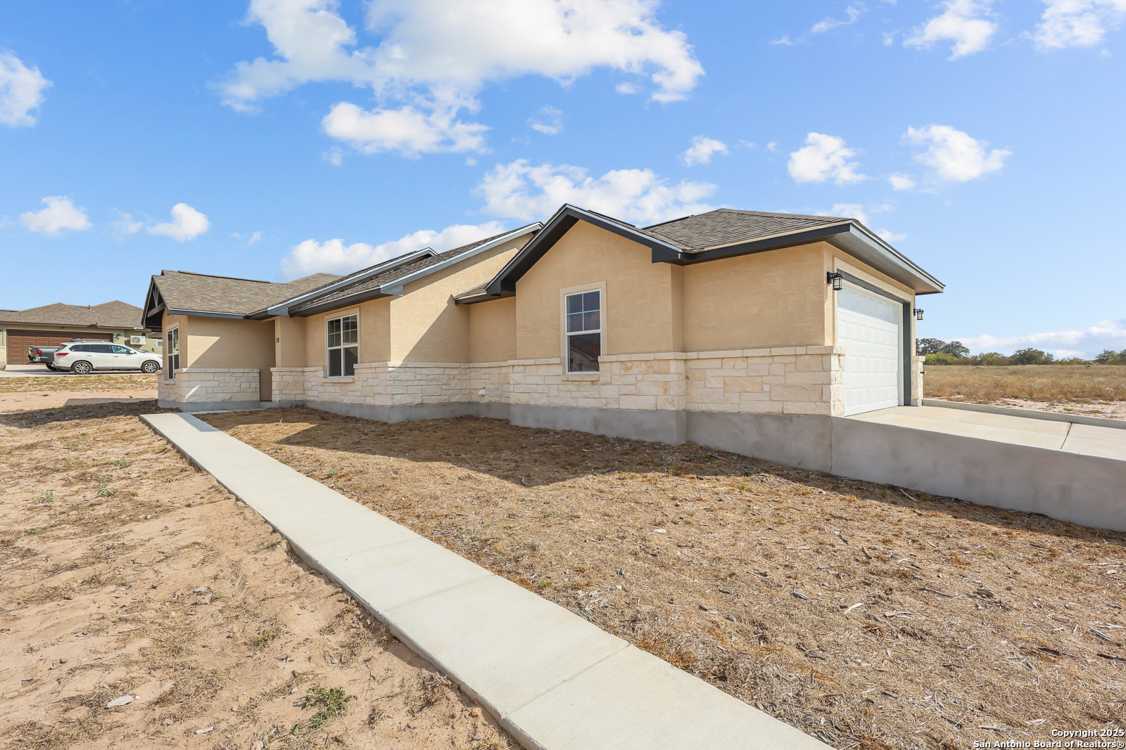 30 Log Cabin Way Poteet, TX 78065 - Photo 3 of 47