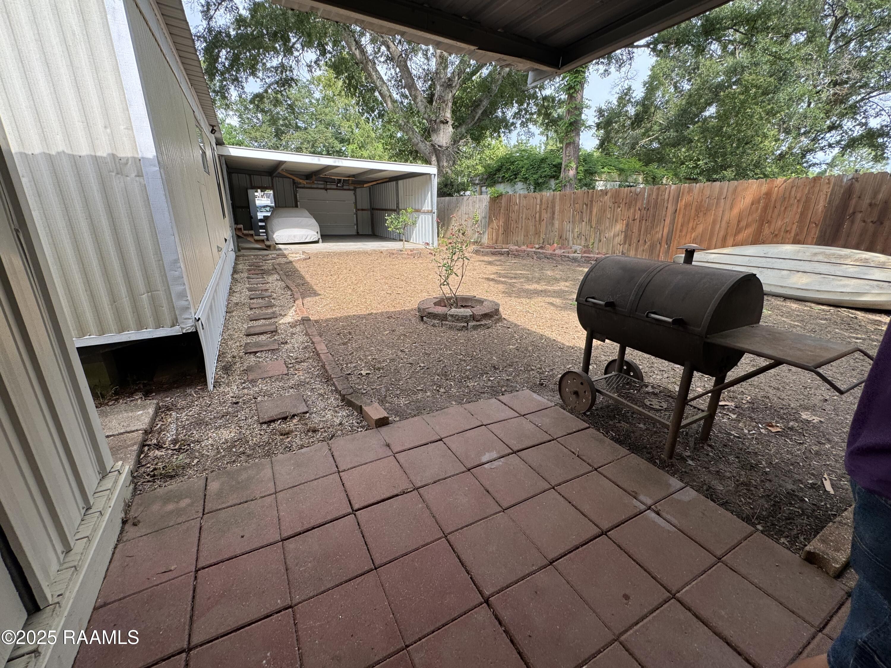 1019 Gabriel Street Breaux Bridge, LA 70517 - Photo 11 of 19 Outdoor