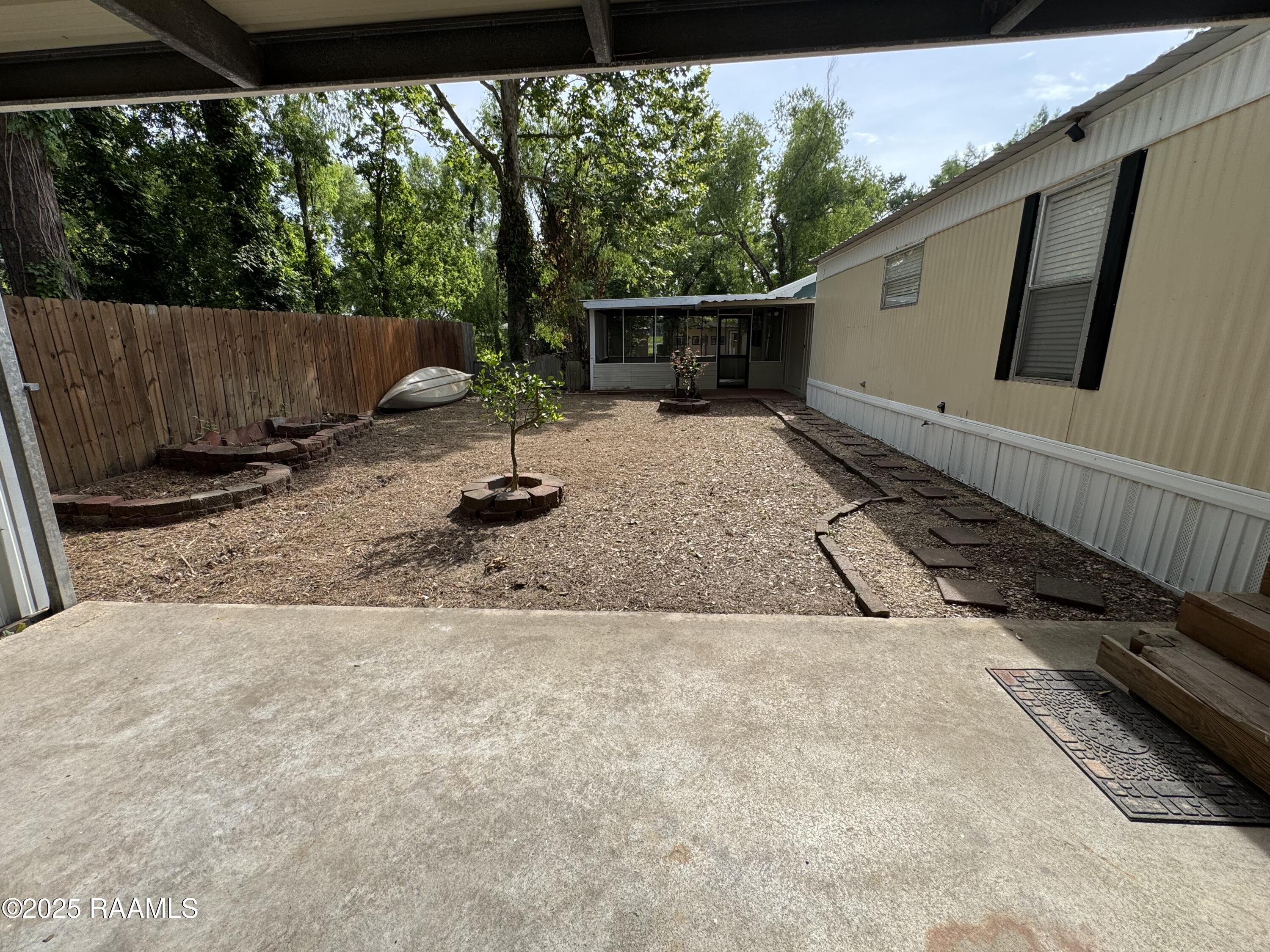 1019 Gabriel Street Breaux Bridge, LA 70517 - Photo 10 of 19 Outdoor