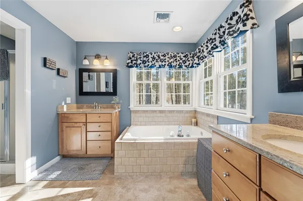 $724,900 | 264 Round Top Road, Burrillville, RI 02830