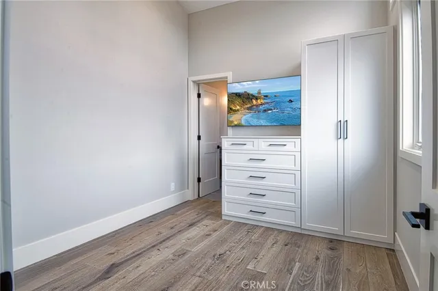 $10,500 | 710 Avocado Avenue, Unit B, Corona del Mar, CA 92625