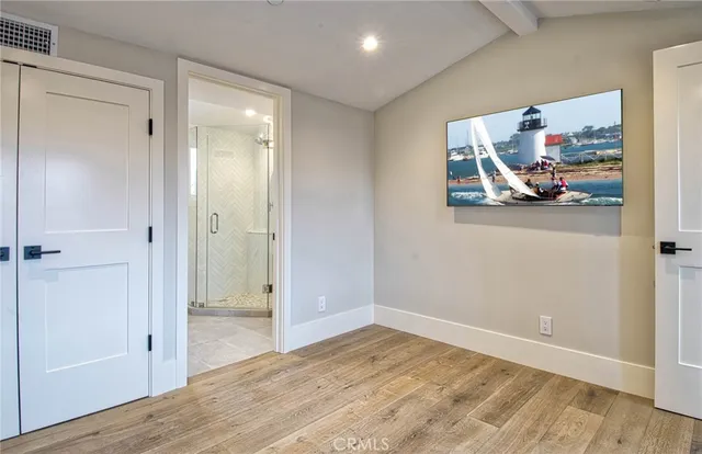 $10,500 | 710 Avocado Avenue, Unit B, Corona del Mar, CA 92625