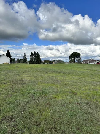 a view of an outdoor space and yard