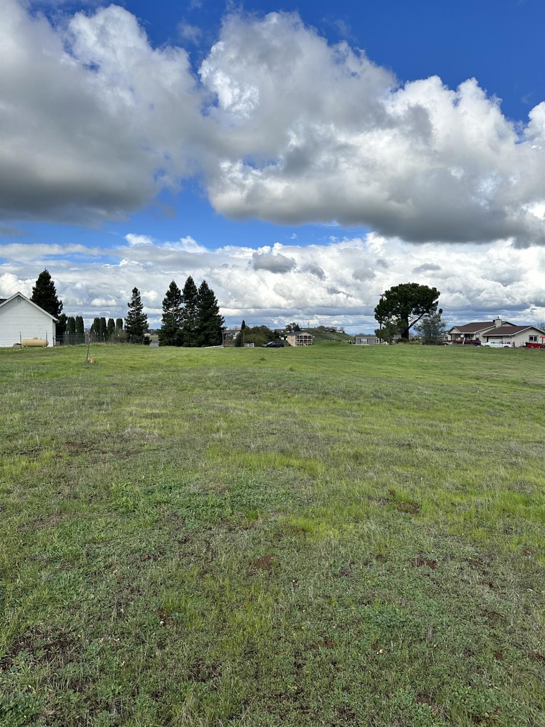 2090 Mohawk Court Ione, CA 95640 - Photo 2 of 15