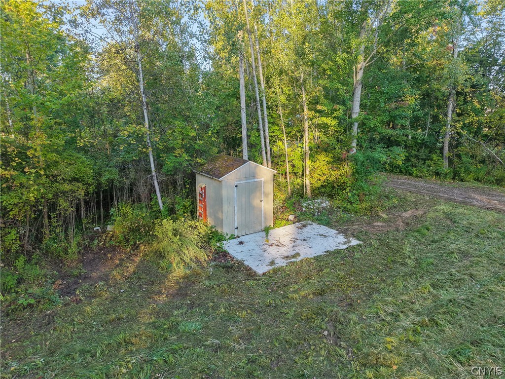 8670 Lewis Point Road Lenox, NY 13032 - Photo 6 of 14 Gallery Image 6