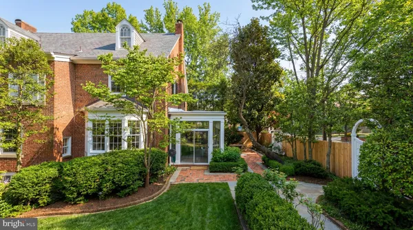 $4,850,000 | 3609 Edmunds Street Northwest, Washington, DC 20007