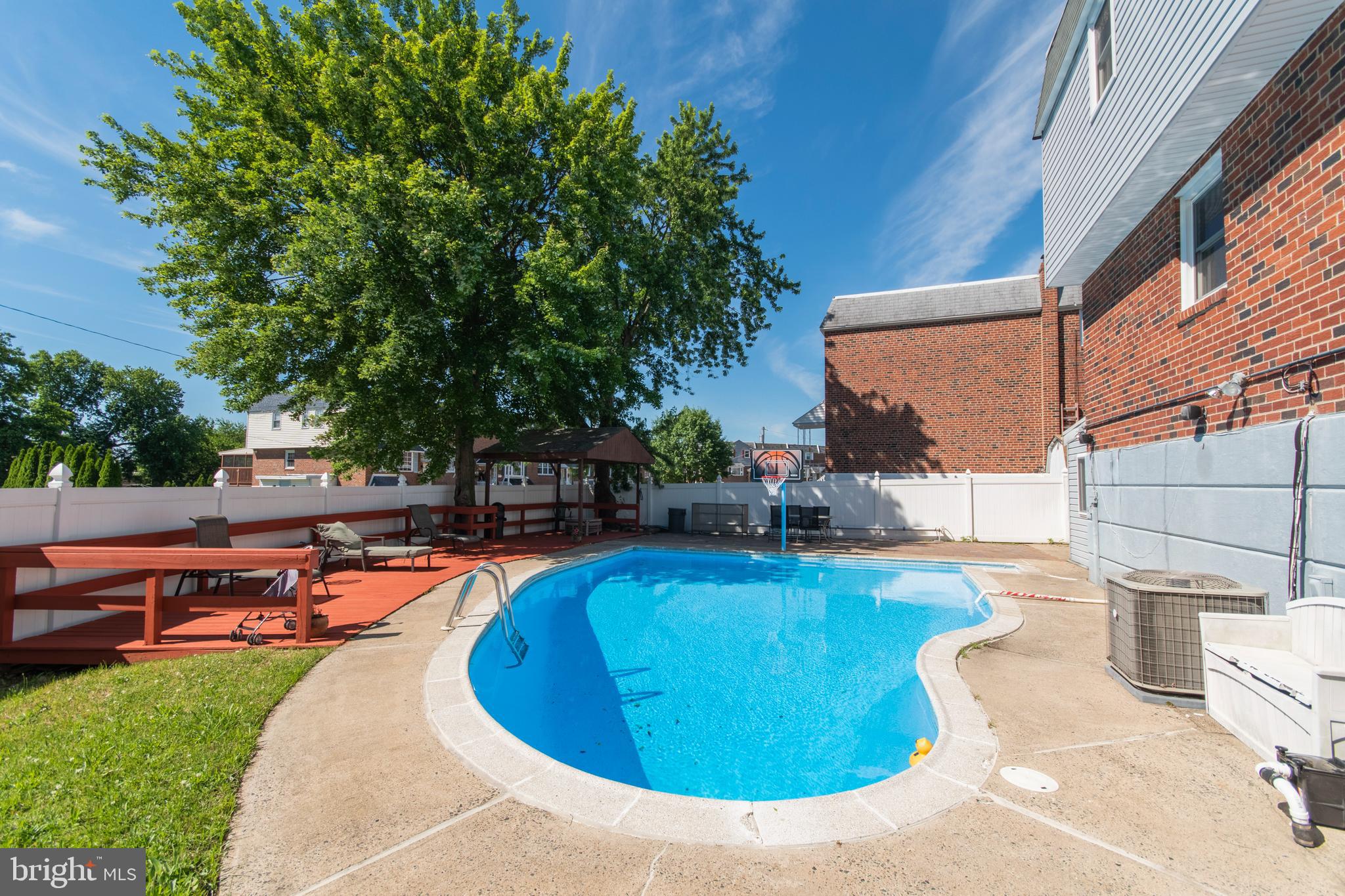 3290 Cromwell Road Philadelphia, PA 19114 - Photo 3 of 42 Gallery Image 3