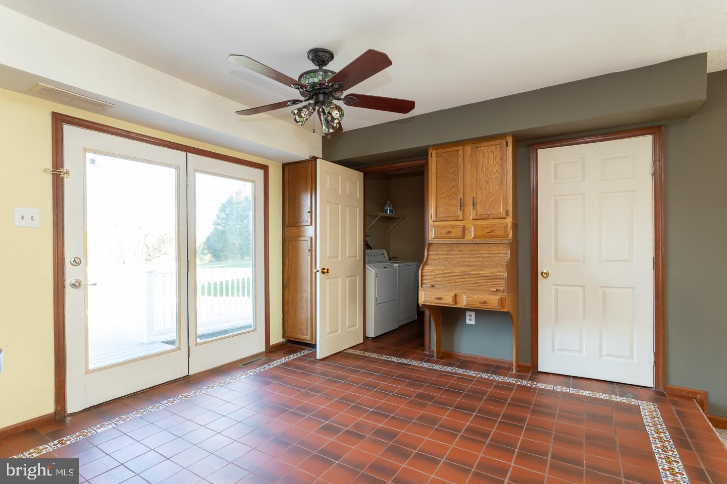 505 Kolb Road Spring City, PA 19475 - Photo 12 of 35 Large Eat in Kitchen Area