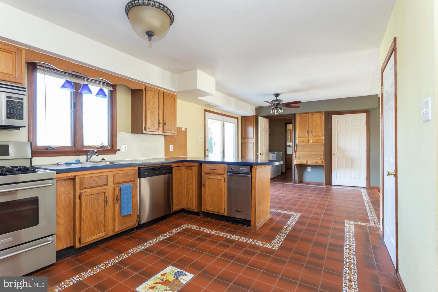 505 Kolb Road Spring City, PA 19475 - Photo 8 of 35 Kitchen Open to Large Eat in Area