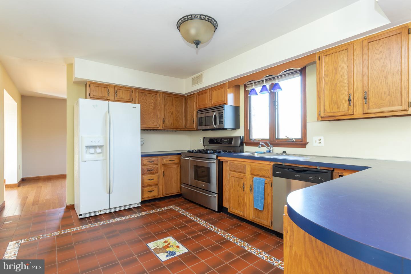 505 Kolb Road Spring City, PA 19475 - Photo 9 of 35