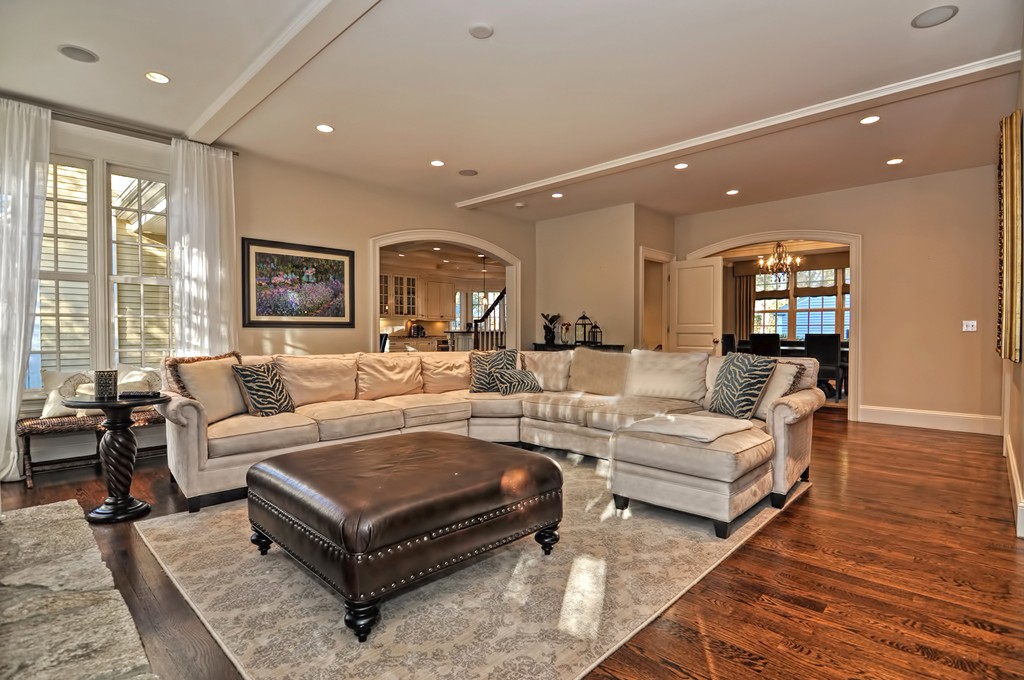 9 Mayo Road Wellesley, MA 02482 - Photo 13 of 30