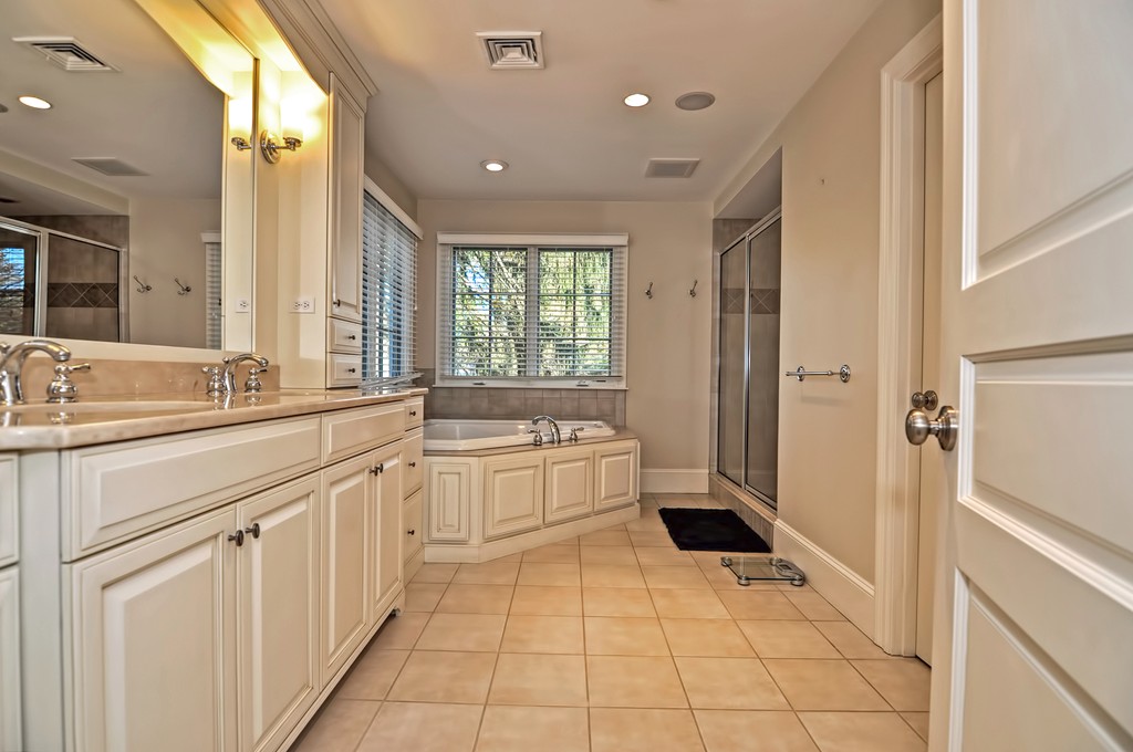 9 Mayo Road Wellesley, MA 02482 - Photo 20 of 30