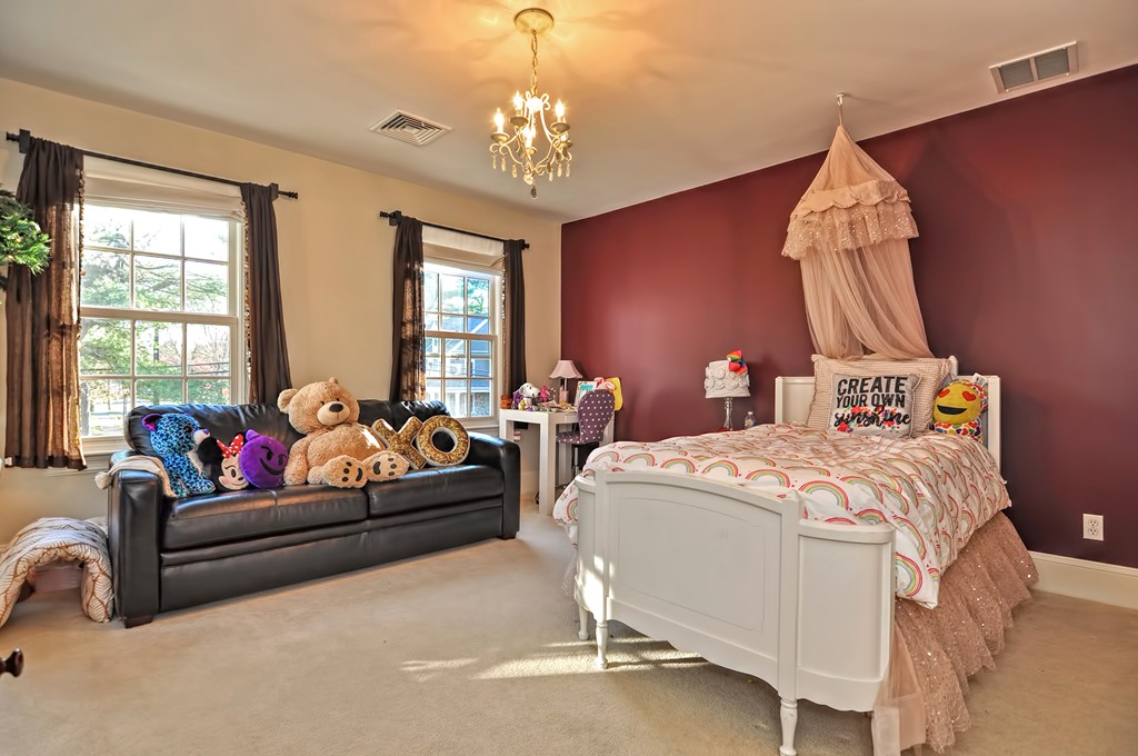 9 Mayo Road Wellesley, MA 02482 - Photo 27 of 30