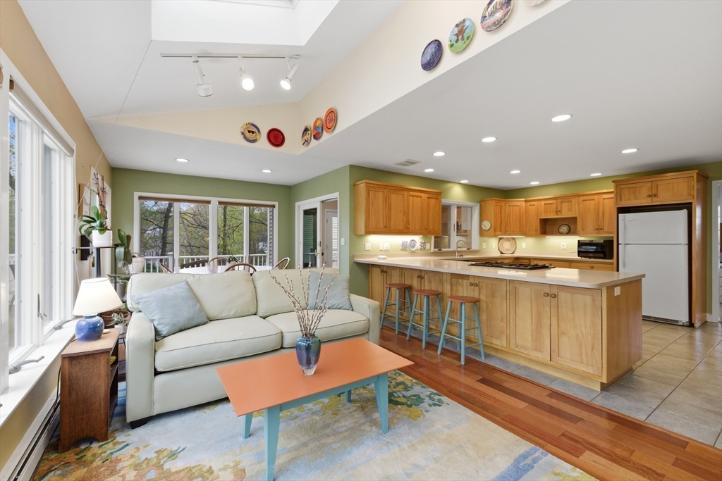 9 Woodcliffe Road Lexington, MA 02421 - Photo 6 of 39