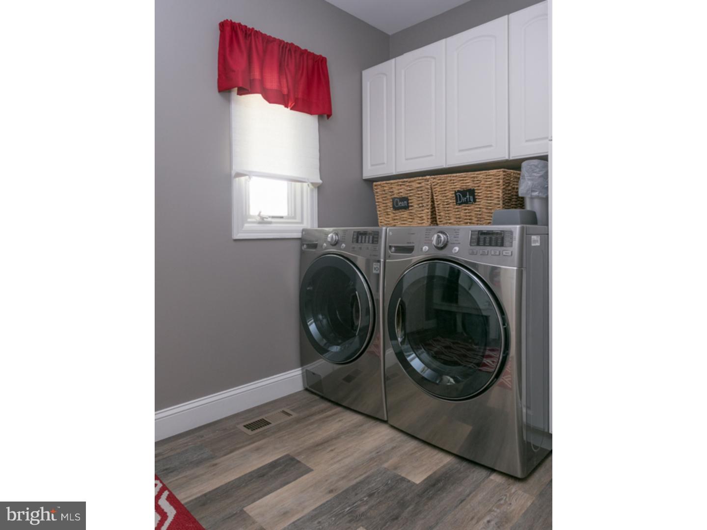 7 Baggaley Road Hamilton Square, NJ 08690 - Photo 23 of 24 a utility room with dryer and washer