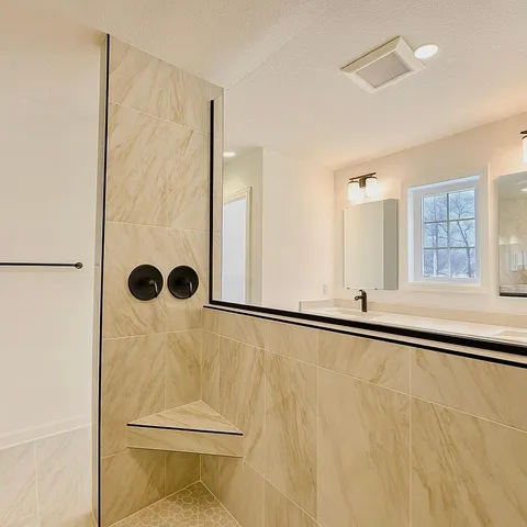 $918,970 | 19965 67th Avenue, Hamel, MN 55340