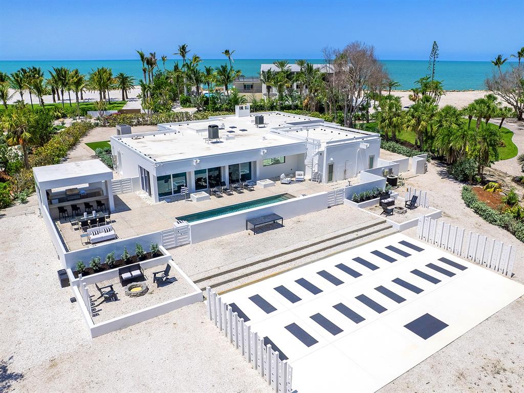 7647 Sanderling Road Sarasota, FL 34242 - Photo 60 of 75