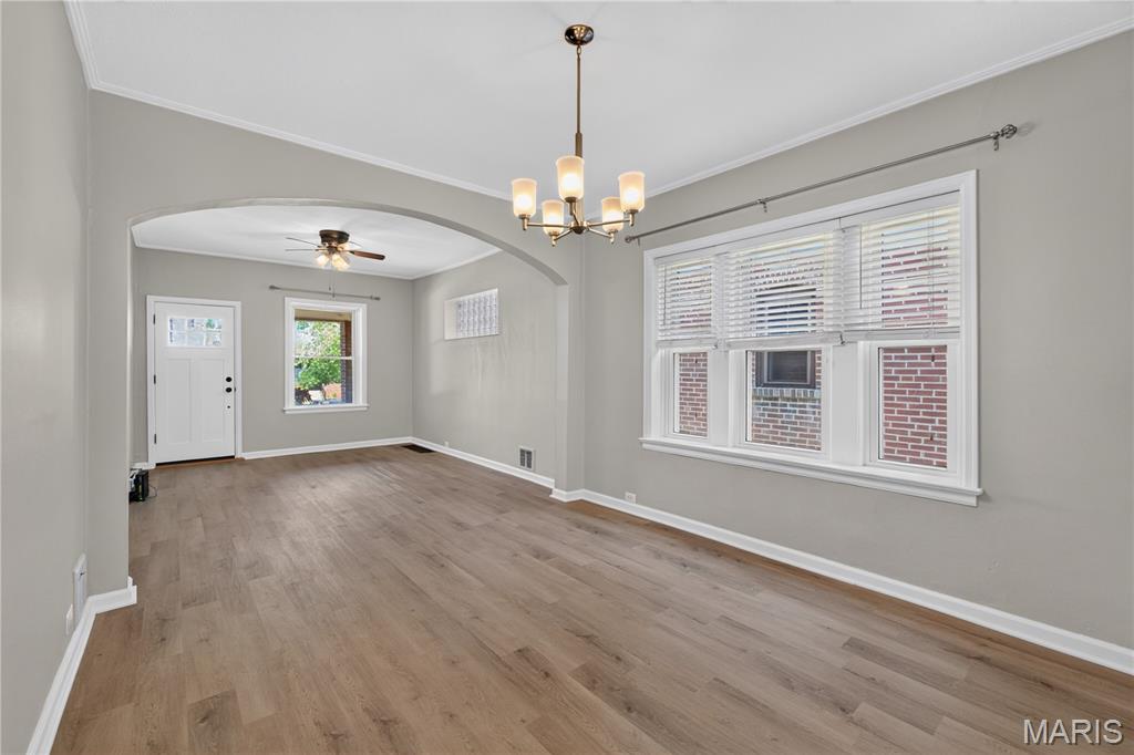 5136 Rosa Avenue St. Louis, MO 63109 - Photo 13 of 58 Gallery Image 13