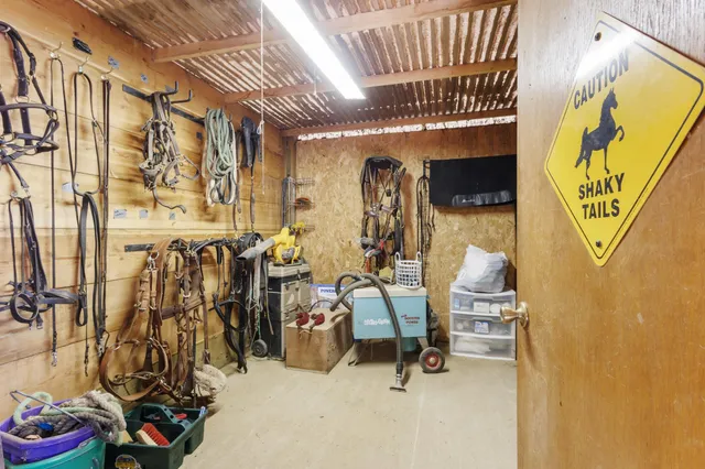 $874,900 | N4742 Thompson Road, Shiocton, WI 54170