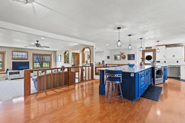 $874,900 | N4742 Thompson Road, Shiocton, WI 54170