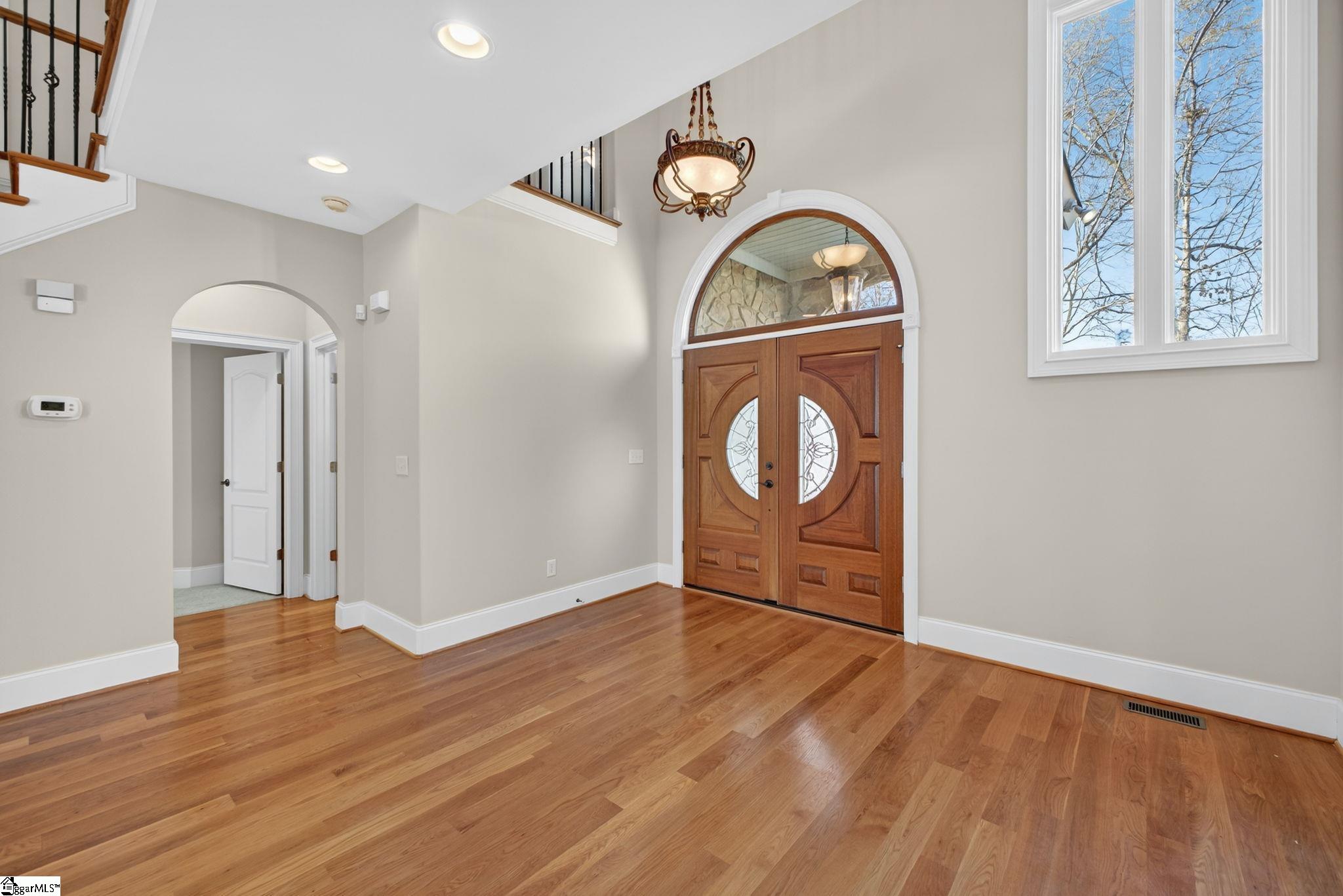 907 Sugar Oak Court Simpsonville, SC 29680 - Photo 4 of 50