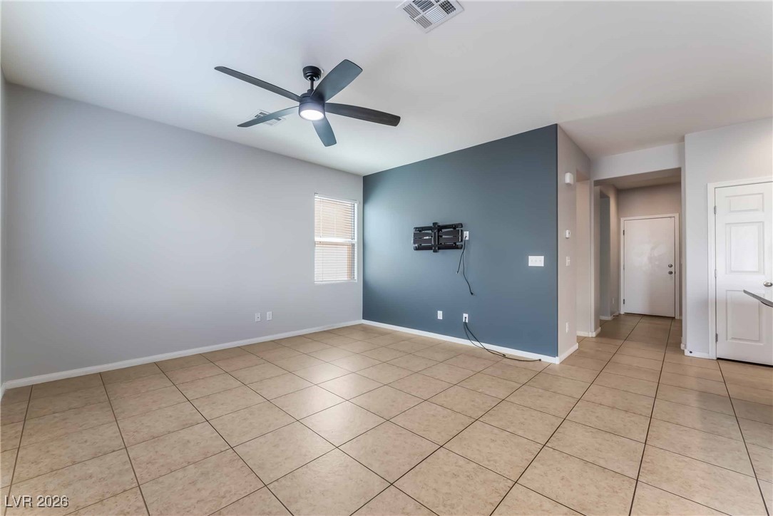 9144 Checkerboard Court Las Vegas, NV 89149 - Photo 3 of 21