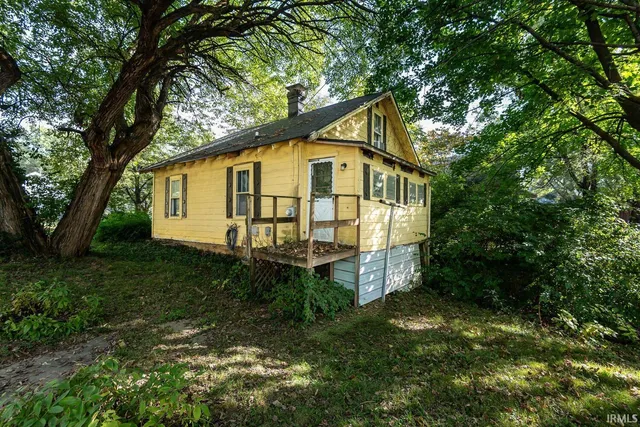 $239,900 | 621 West 12th Street, Bloomington, IN 47404