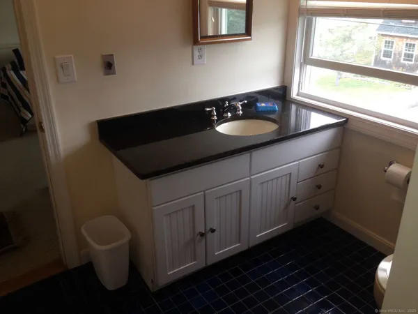 $25,000 | 21 Atlantic Avenue, Groton, CT 06340