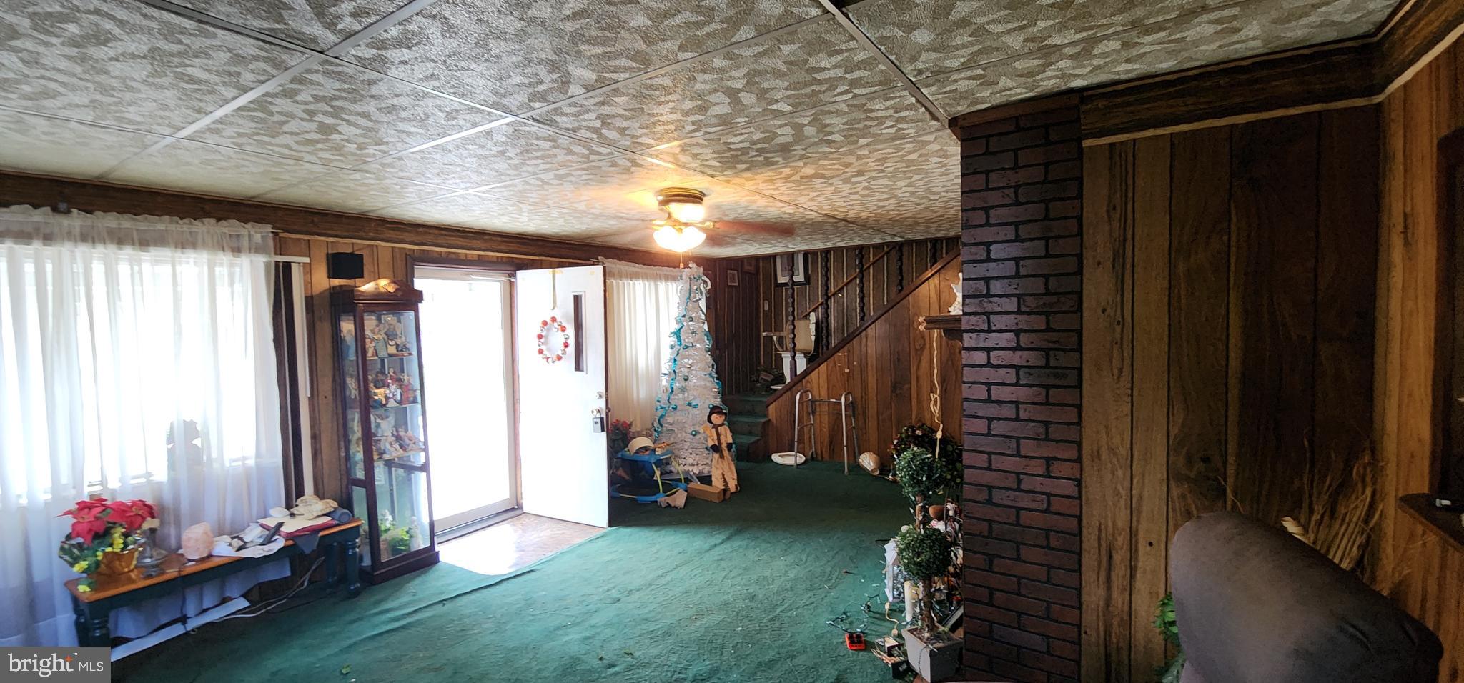 502 Alexander Street Cedar Grove, WV 25039 - Photo 25 of 63