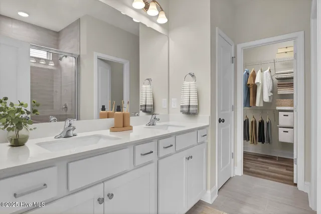 $384,990 | 805 Red Sky Drive Northeast, Winnabow, NC 28479