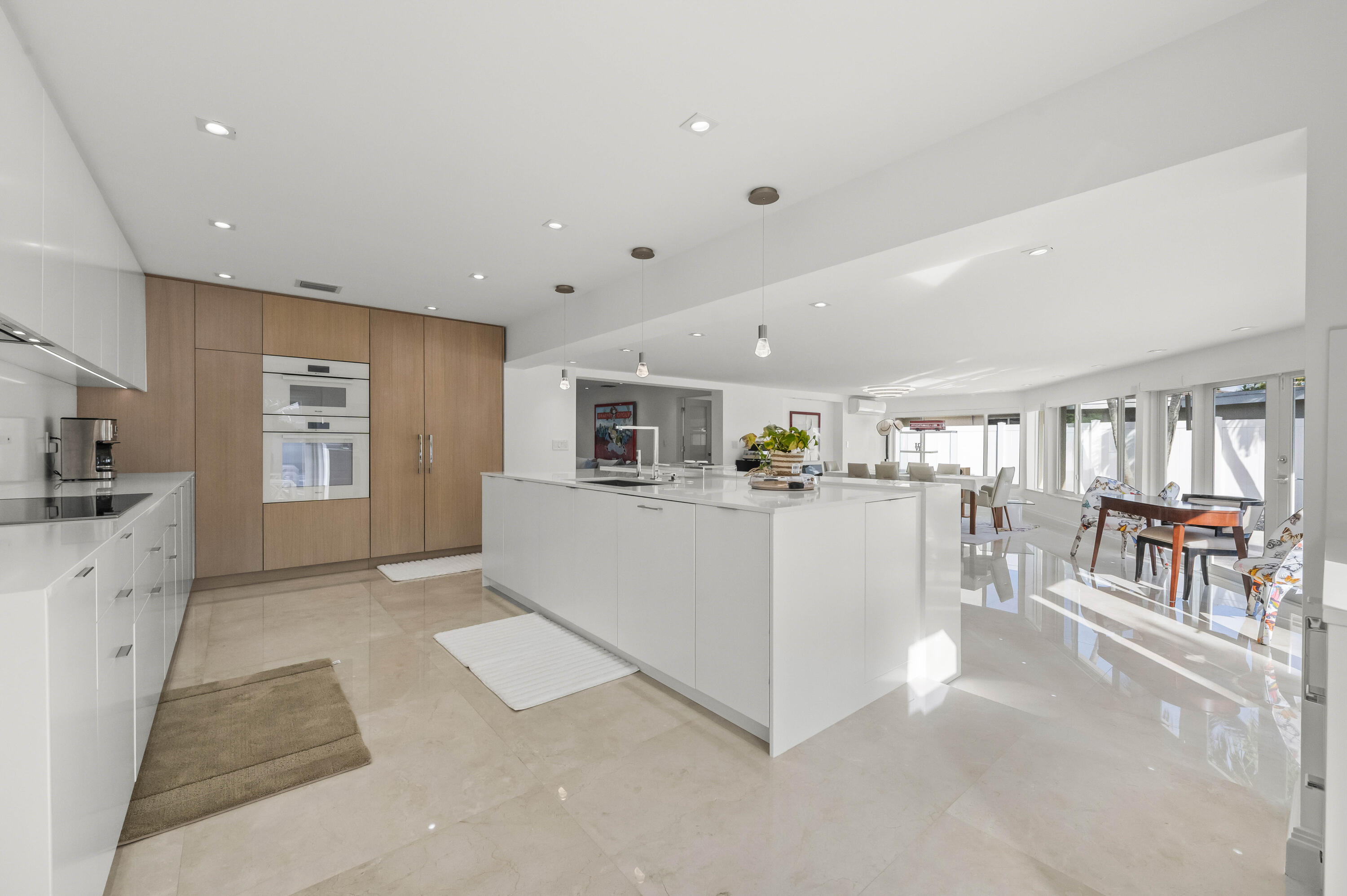 838 West Palmetto Park Road Boca Raton, FL 33486 - Photo 15 of 37 Kitchen