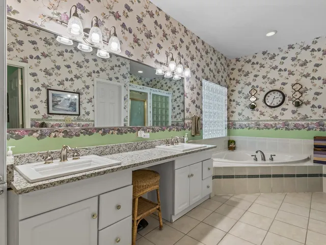 $559,000 | 9115 Ravena Road, Tallahassee, FL 32309