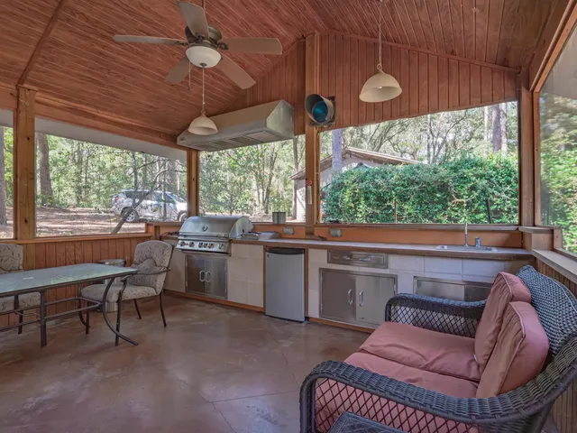 $559,000 | 9115 Ravena Road, Tallahassee, FL 32309
