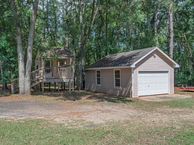 $559,000 | 9115 Ravena Road, Tallahassee, FL 32309