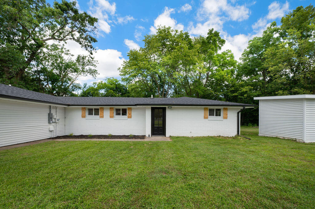4351 East River Road Buchanan, MI 49107 - Photo 4 of 31 04