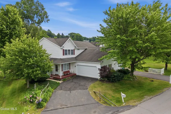 $649,900 | 6 B Make Your Own Way, Saratoga Springs, NY 12866